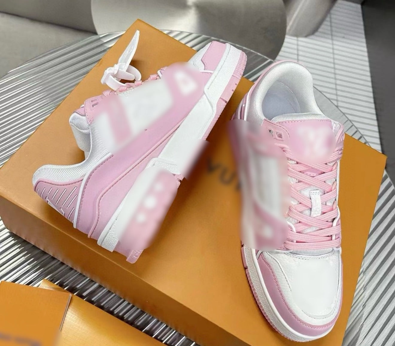 LB Pink